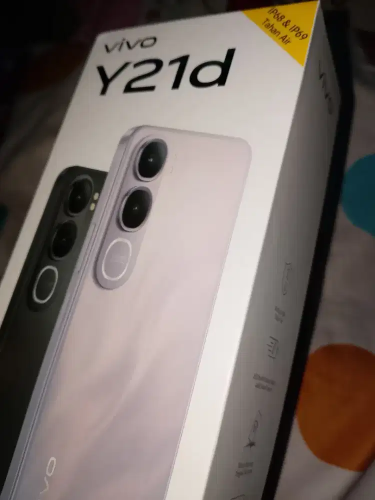 Jual HP vivo Y21D warna ungu