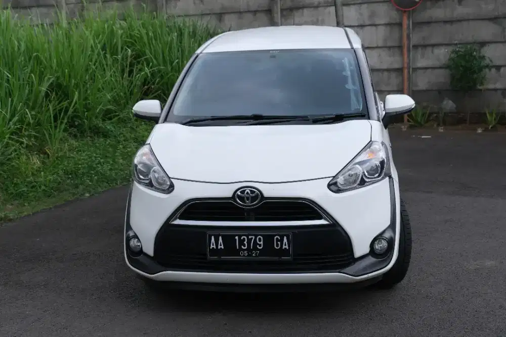 *Toyota Sienta V 2017 Manual:*