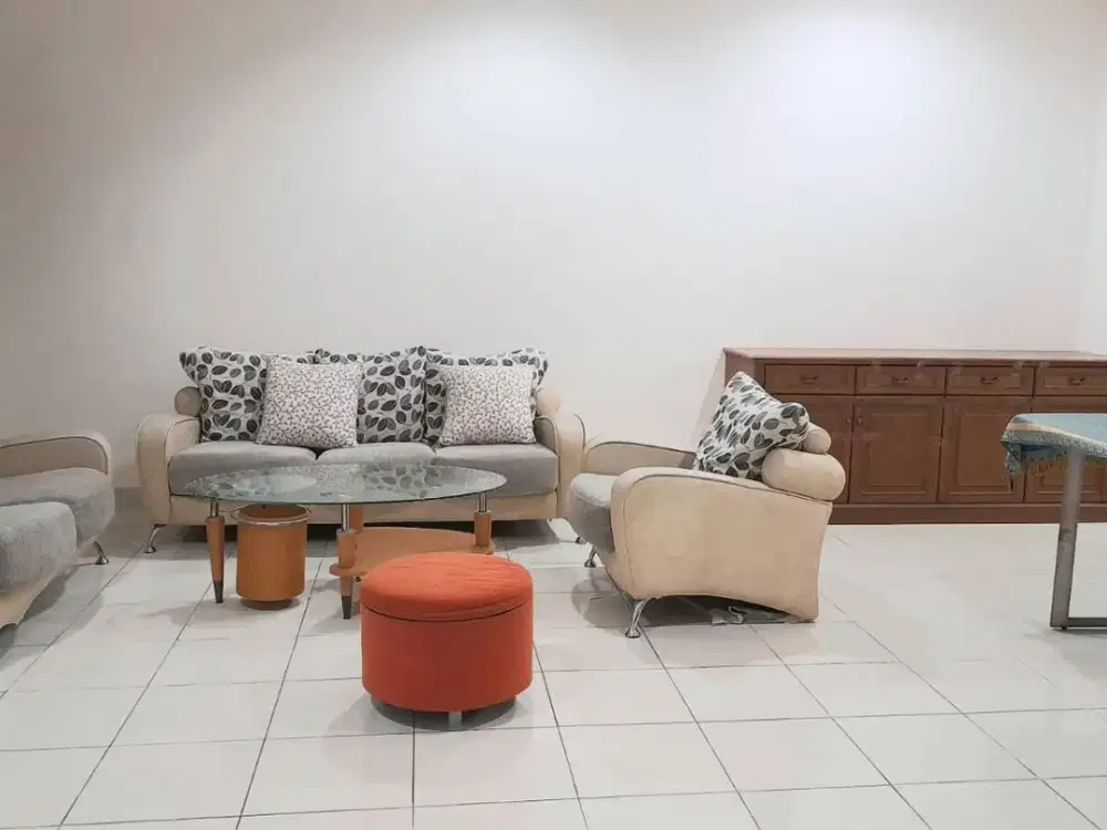 Disewakan Rumah Rolling Hills Lipo Karawaci