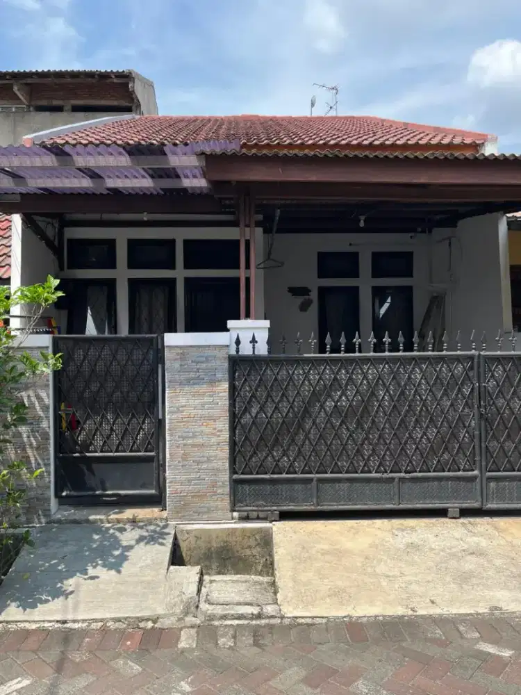 Disewakan rumah di Harapan Baru Regency
