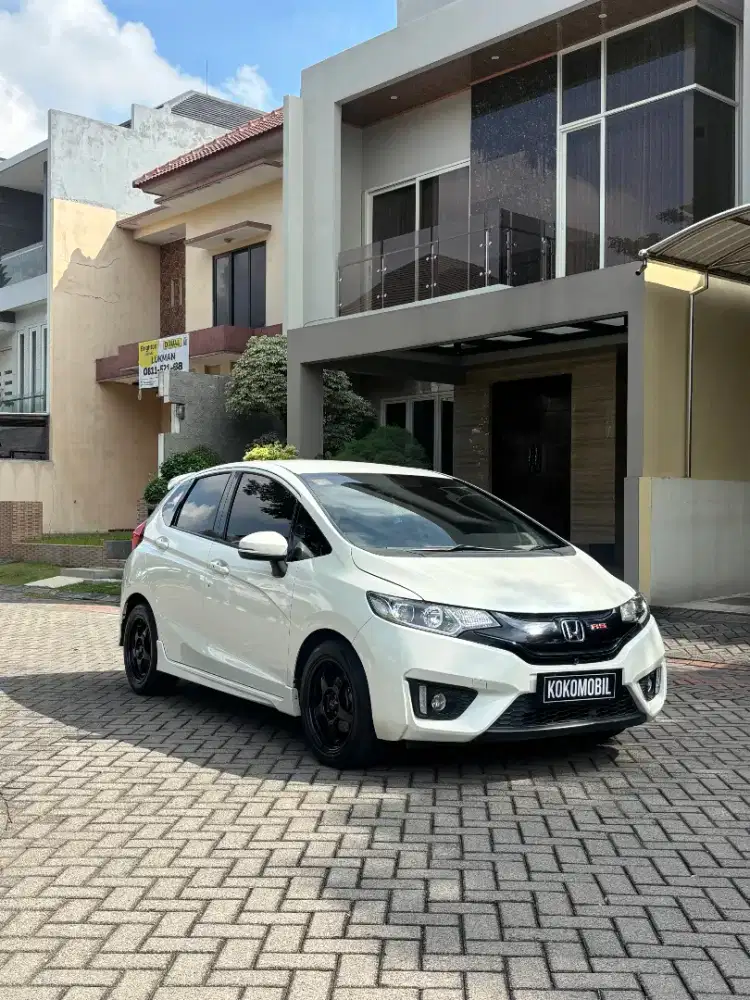 [KM 70RB] HONDA JAZZ RS AT 2016