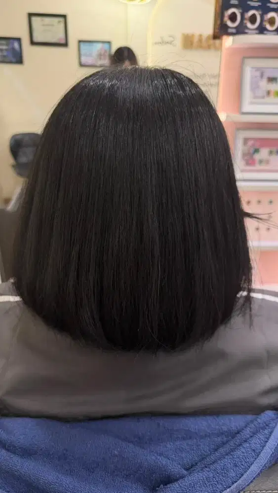 Di butuhkan segera karyawati untuk di salon