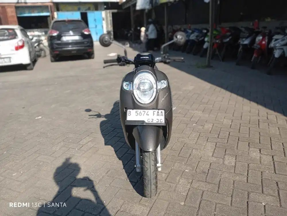 Scoopy New donat 2020. Gratis balik nama