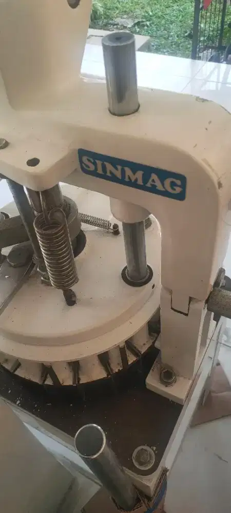 SINMAG Mesin Pemotong Adonan