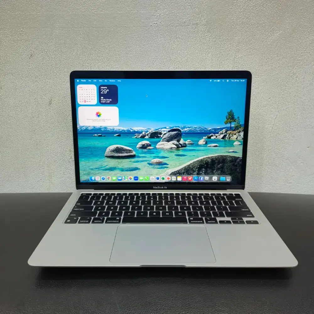 Macbook Air 13 inch 2020 Chip M1 RAM 8GB / 256GB ( Second )