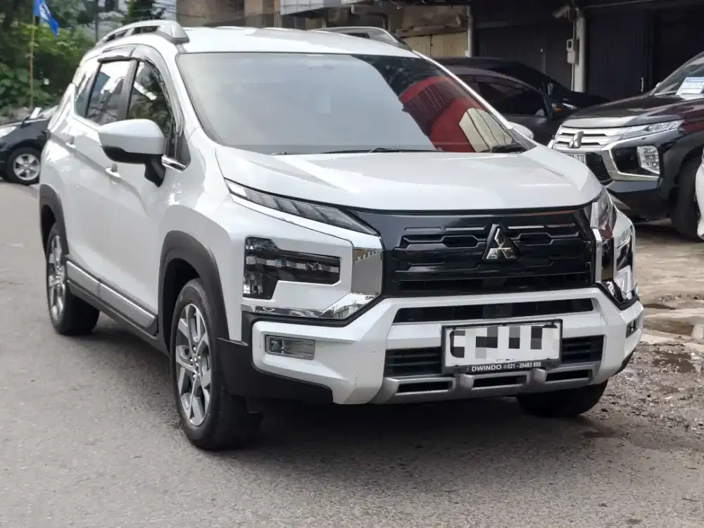 (KM 28 RB100% ORI)XPANDER CROSS PREMIUM PACKAGE 1.5 AT MATIC 2022/2023