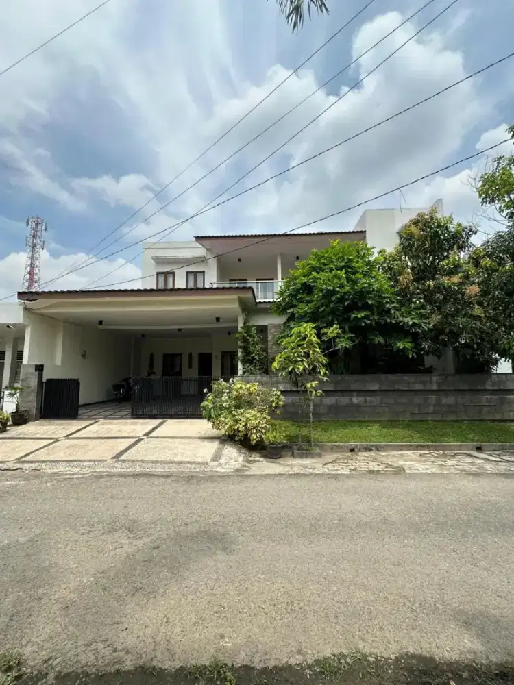 RUMAH MEWAH 2 LANTAI FULL PERABOTAN