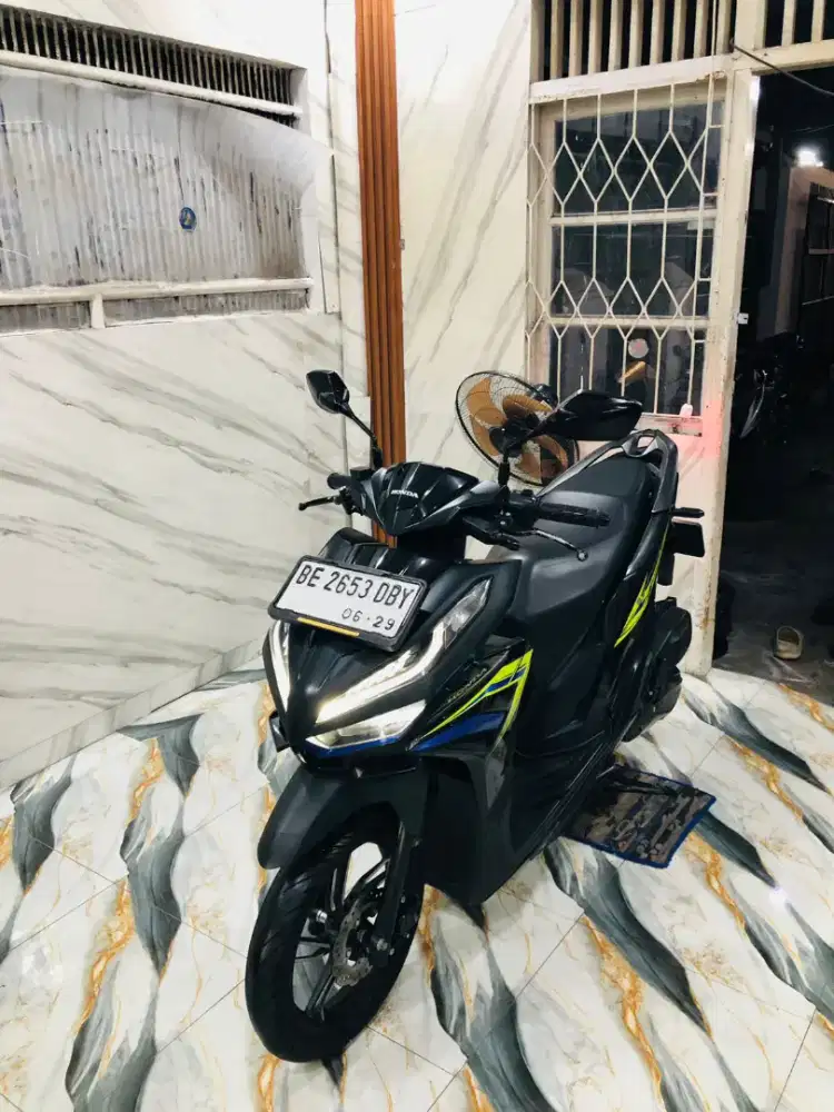 VARIO NEW GEN 2 ISTIMEWA 2025 Pajak Hidup