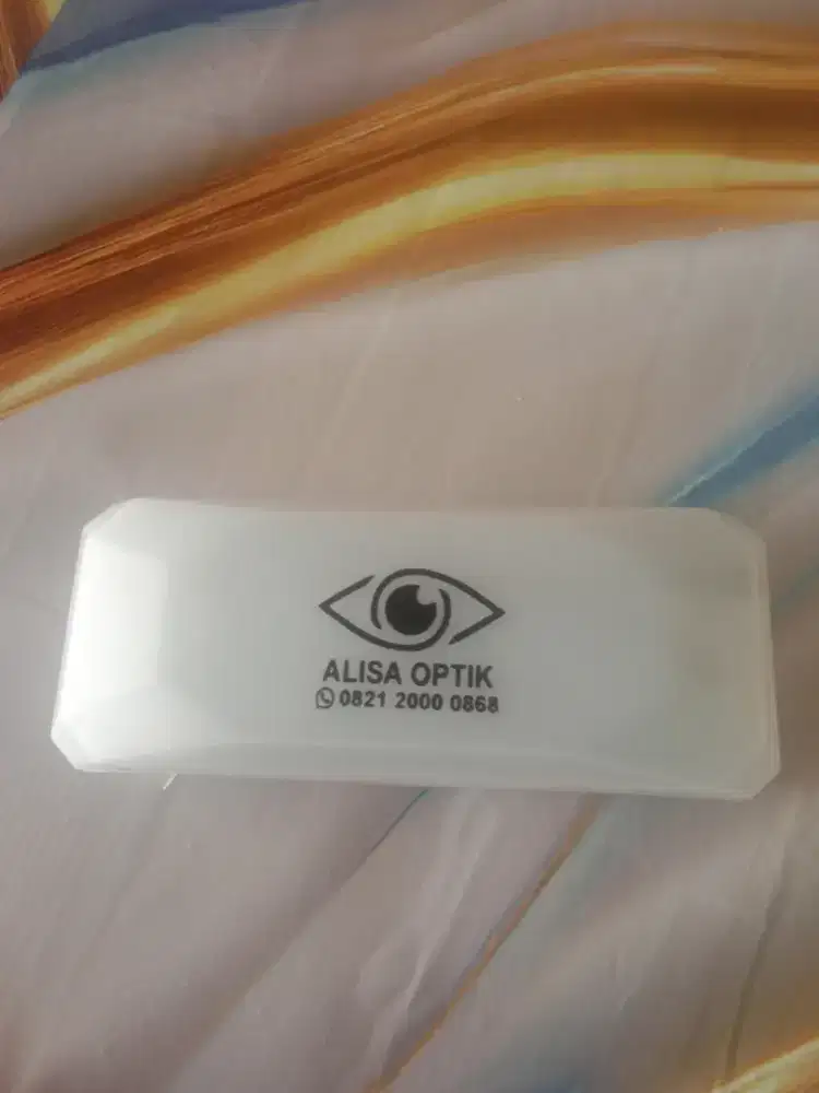 Kacamata minus 6 baru