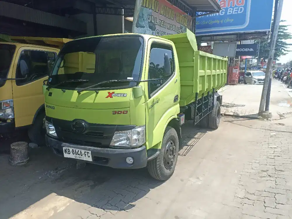 Hino Dutro XPower 136HD tahun 2023 Euro 4