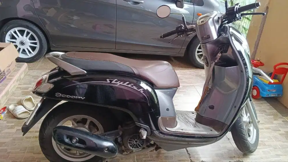 HONDA SCOOPY HITAM 2016