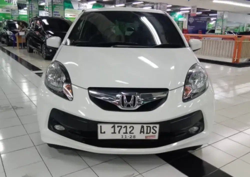 BRIO SATYA E MANUAL.PUTIH 2015 ISTIMEWA