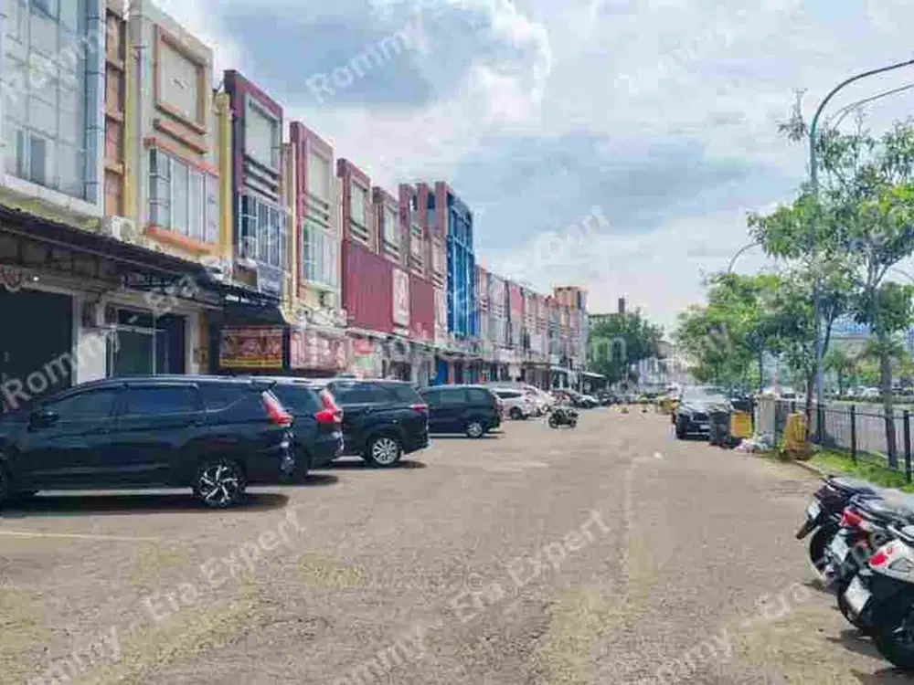 Dijual Ruko 3 Lantai Tersewa Cocok untuk Passive Income di Grand Wisata Bekasi