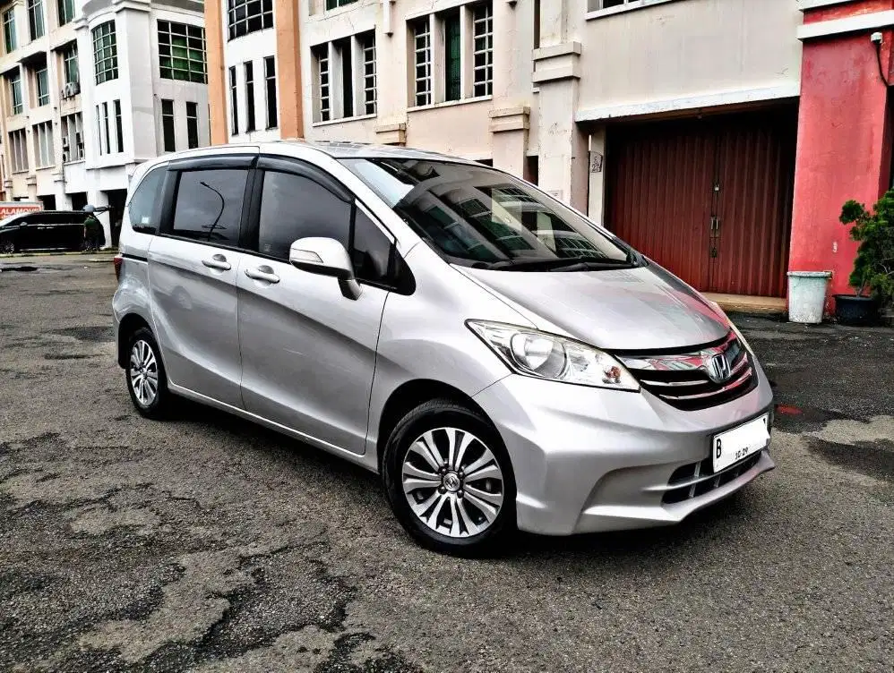 Honda Freed SD 2014 Dp Murah