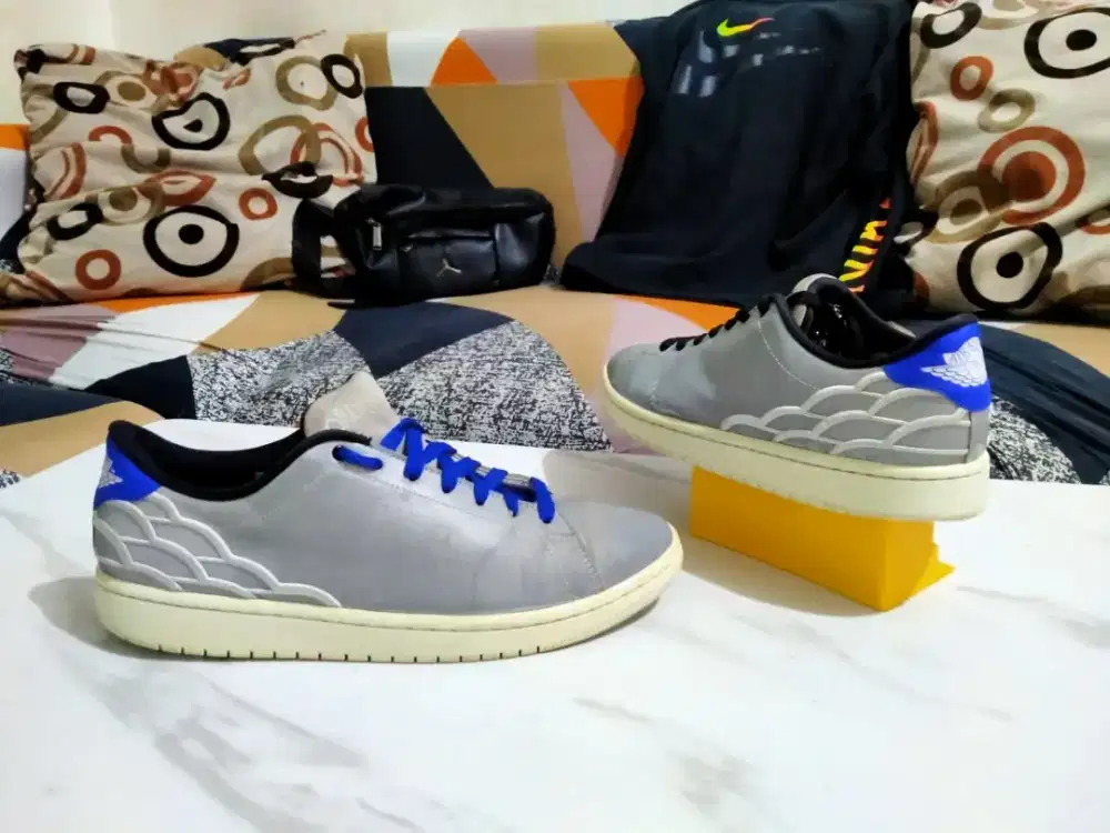 Nike Air Jordan Low reflective keren