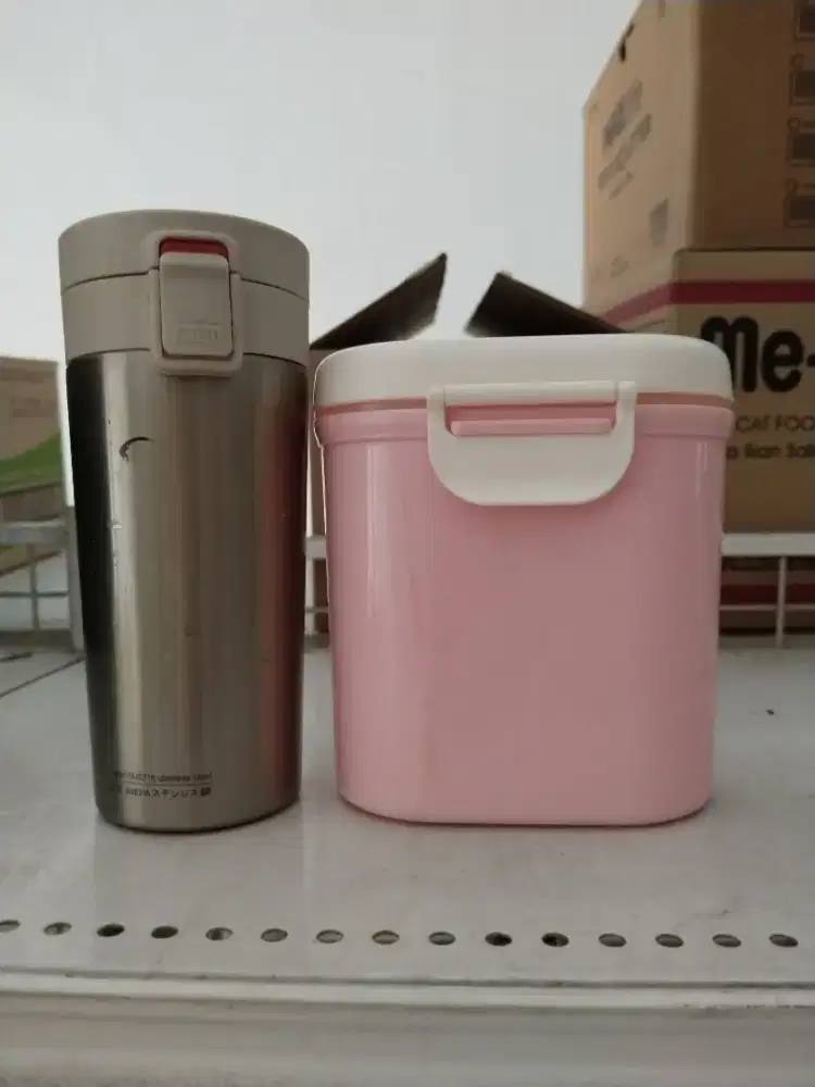 Gratis termos n tempat susu