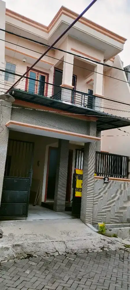 Di kontrakan rmh Mulyosari dekat ITS Kitto Unair RS Dr Sutomo