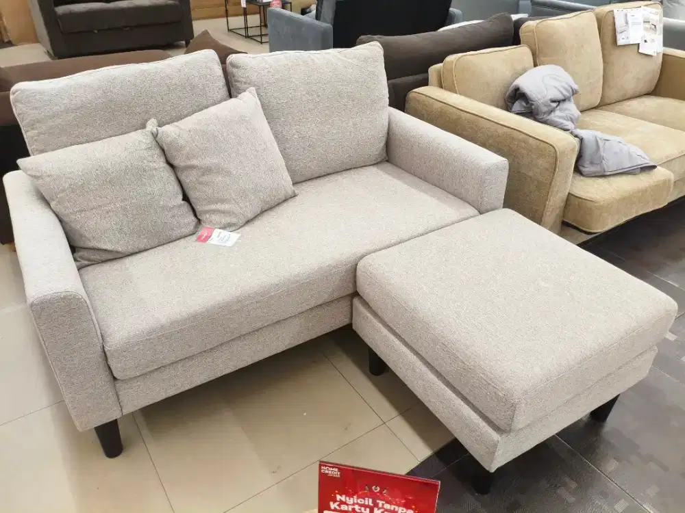 Selma Tavor Sofa 2 Seater + Bangku – Nyaman, Fleksibel & Modern!
