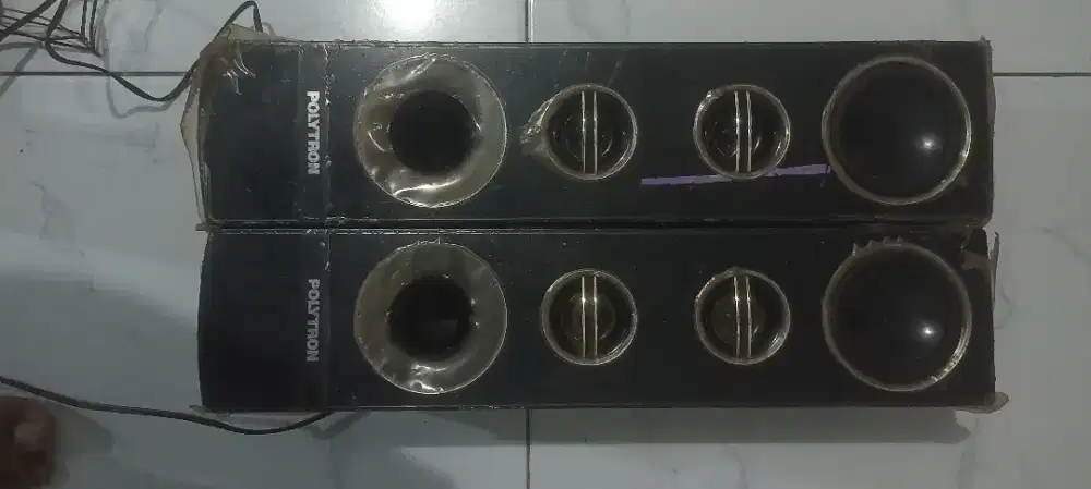 speaker tower Polytron pasif