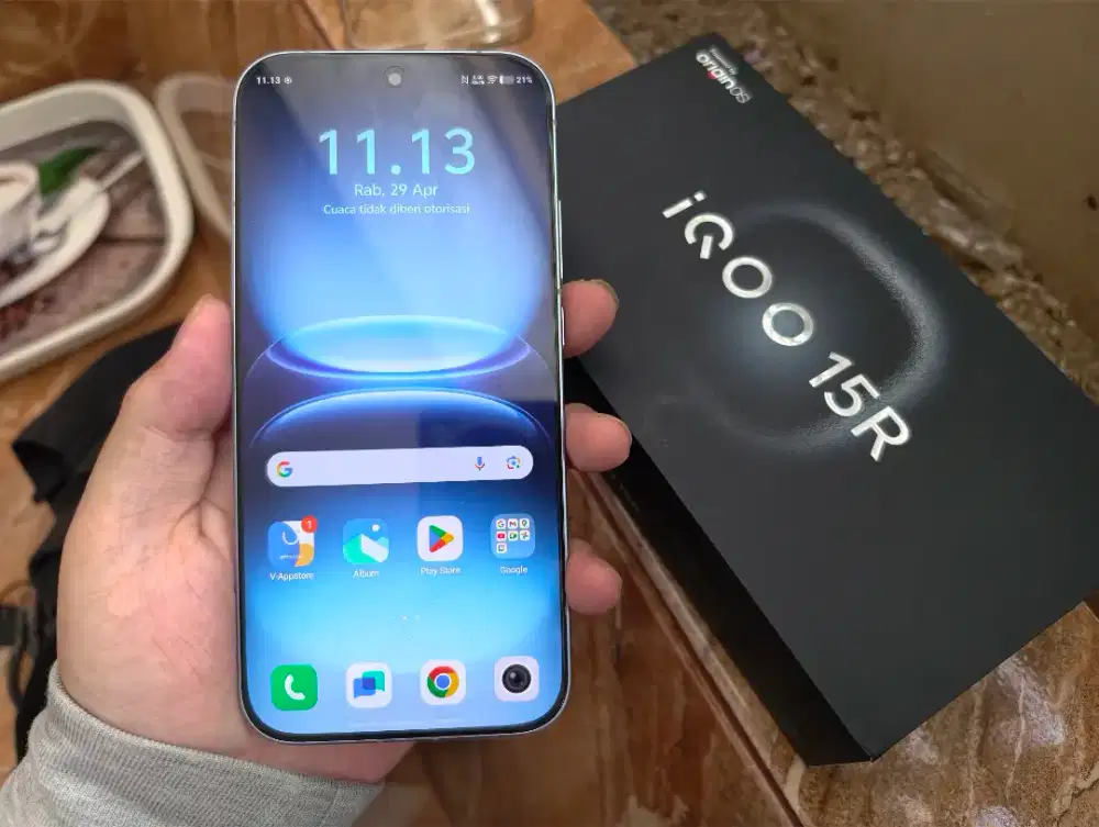 IQOO 15R 12/512 SILVER