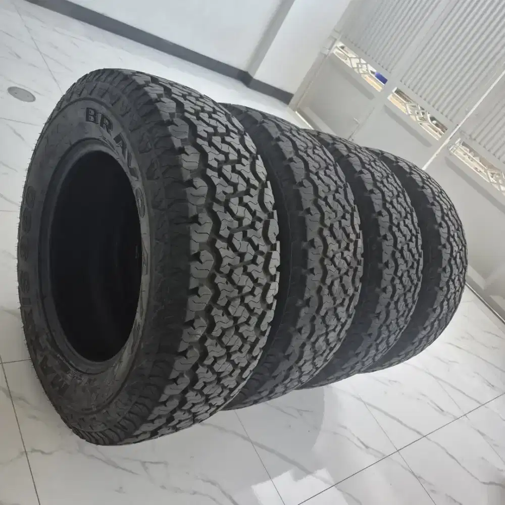 BAN MAXXIS BRAVO AT 980 275 65 R18