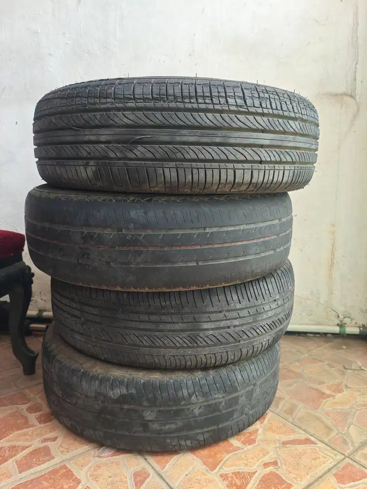 WTS Ban Second R14 175/65 Custom Brand