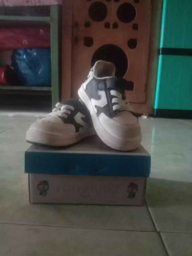yongkids sepatu anak