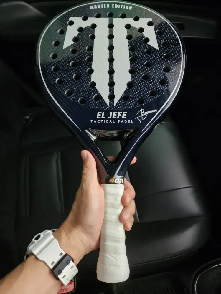 WTS Racket Padel Tactical El Jefe Preloved baru pakai 1 bulan