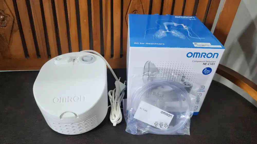 Omron Nebulizer NE-C101 (Alat Terapi Uap)