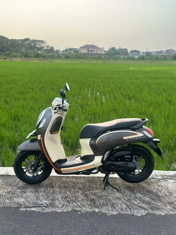 scoopy 2023 istimewa