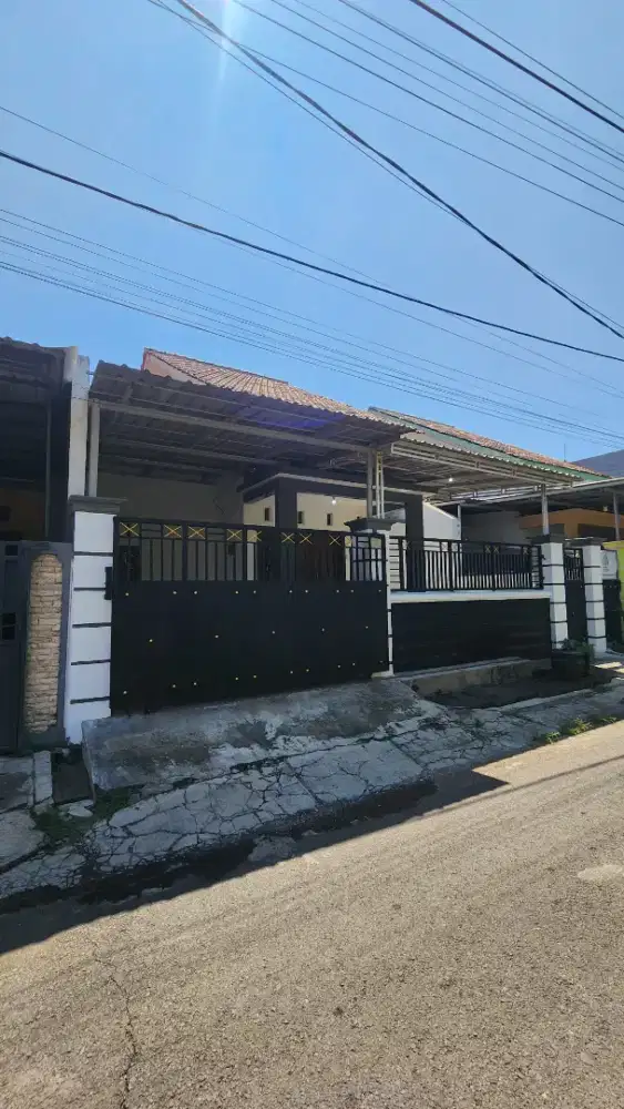 Dikontrakkan / disewakan rumah di kota pasuruan