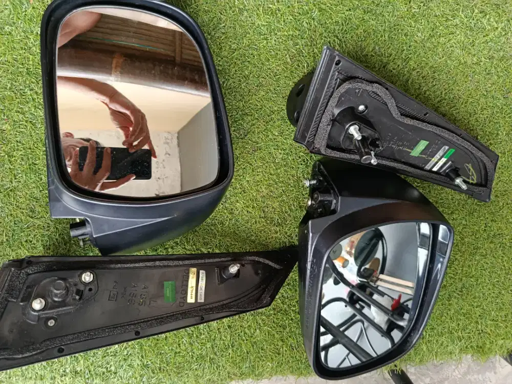 spion copotan original toyota inova 2004-2025 merk Delloyd