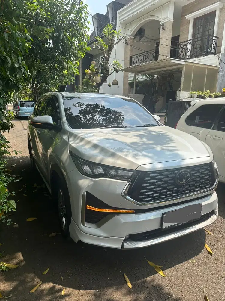 Jual Innova Zenix 2.0 Q HV CVT TSS Hybrid AT