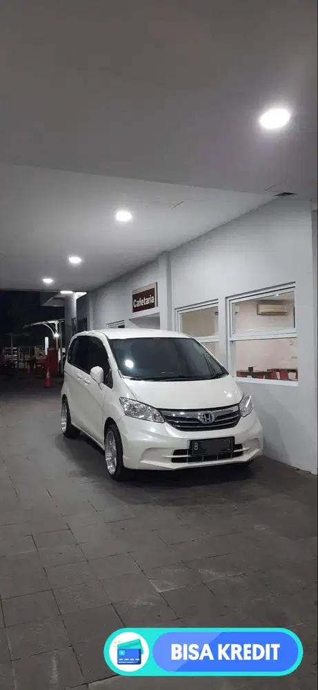 Honda Freed 2012 Bensin