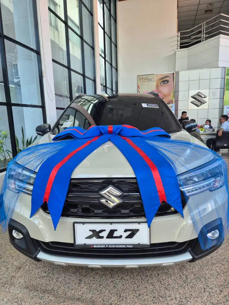 SUZUKI XL7 1.5 Alpha Hybrid-AT