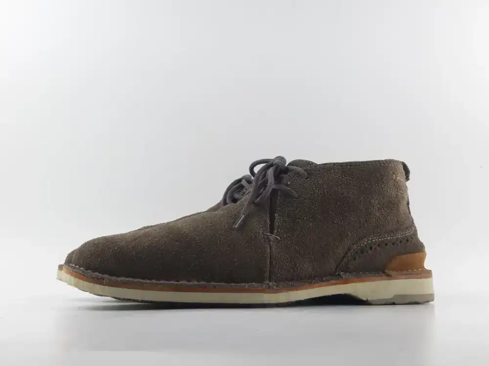 HUSHPUPPIES DESSERT BOOTS