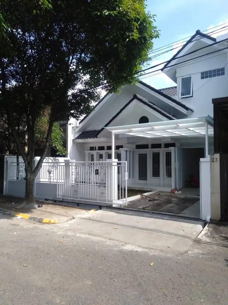 Dijual Rumah Minimalis Modern di Batununggal Bandung