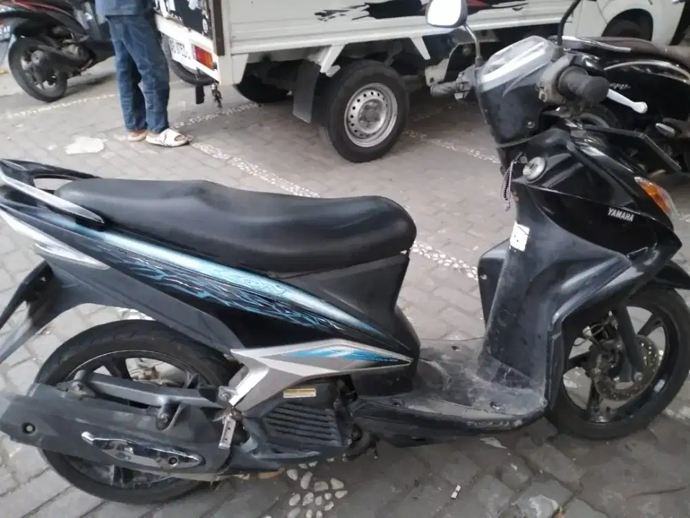 Xeon THN 2010 plat AB Bantul