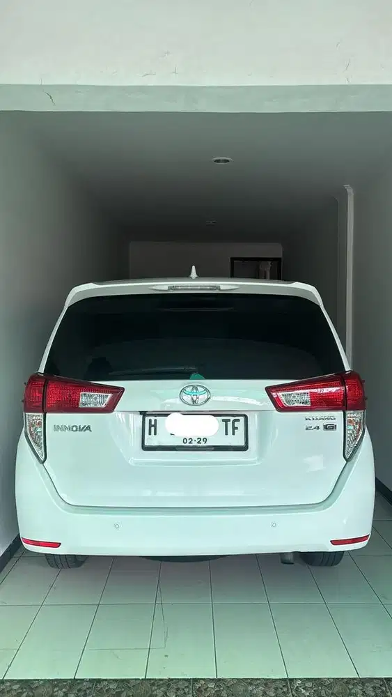 Innova Reborn G Diesel Matic 2024