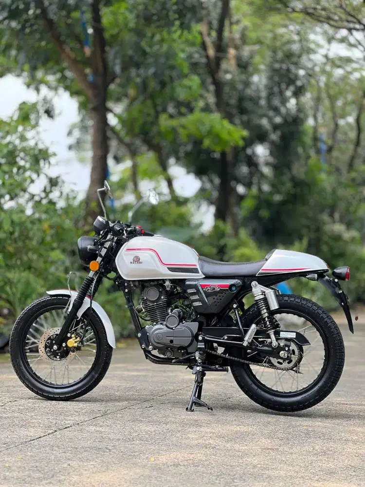 BENELLI MOTOBI 152 2024 PUTIH KM LOW TAX PANJANG NO MINUS