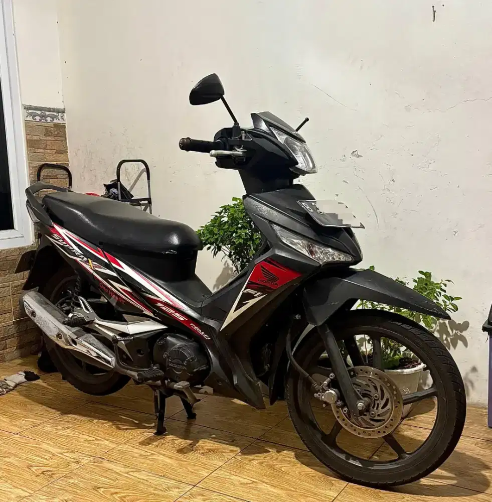 Supra X 125 Tahun 2015