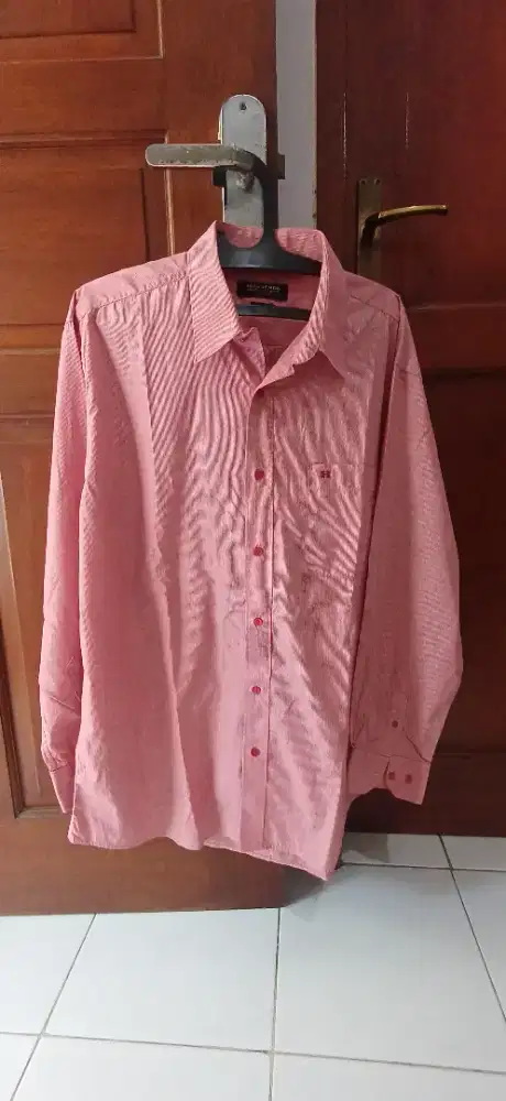 Kemeja lengan panjang ukuran XXXL