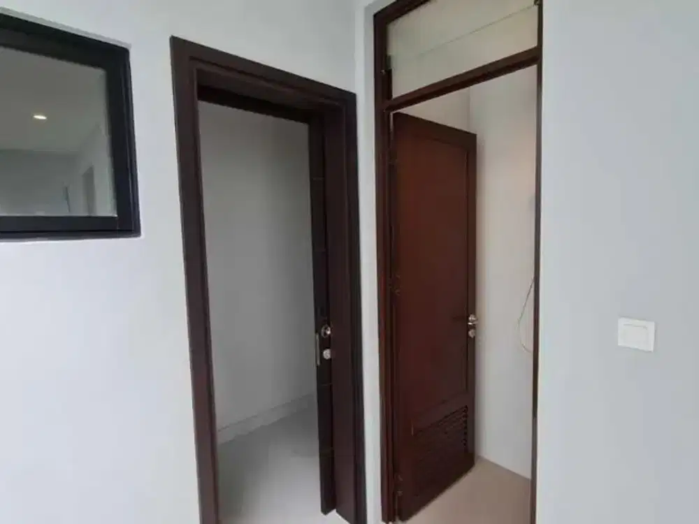 DISEWAKAN RUMAH Kuningan Village, PIK2 | 6x15 | 150jt/thn