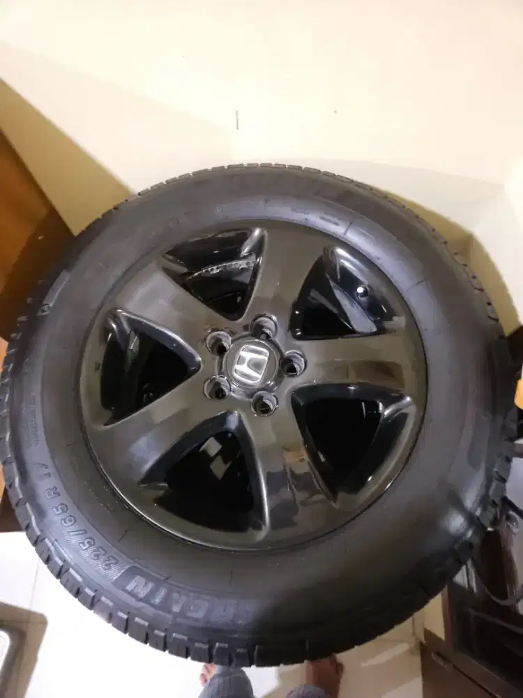 Michelin Primacy SUV 225/65/R17 90% + Velg ori CRV RE/Gen 3