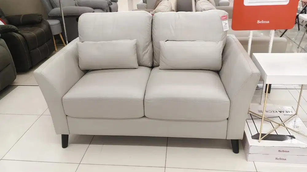 Sofa Livy 2S Light Grey