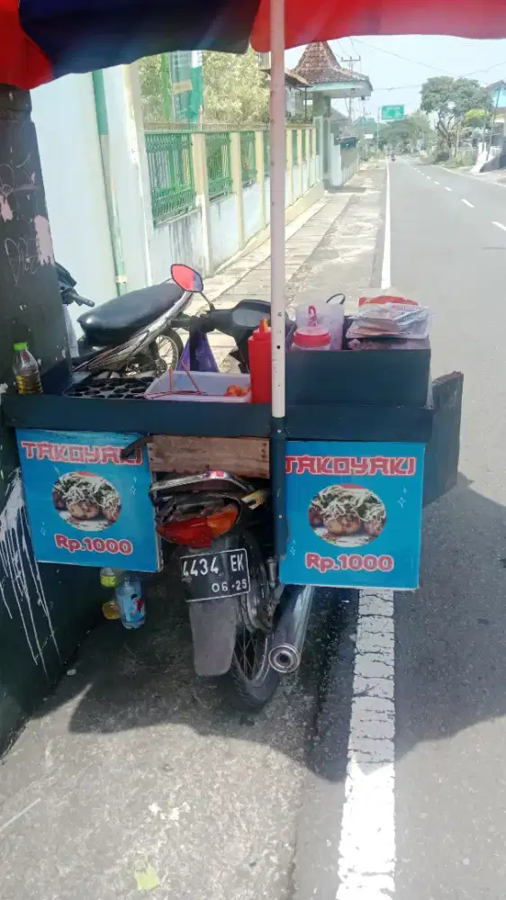 jualan takoyaki