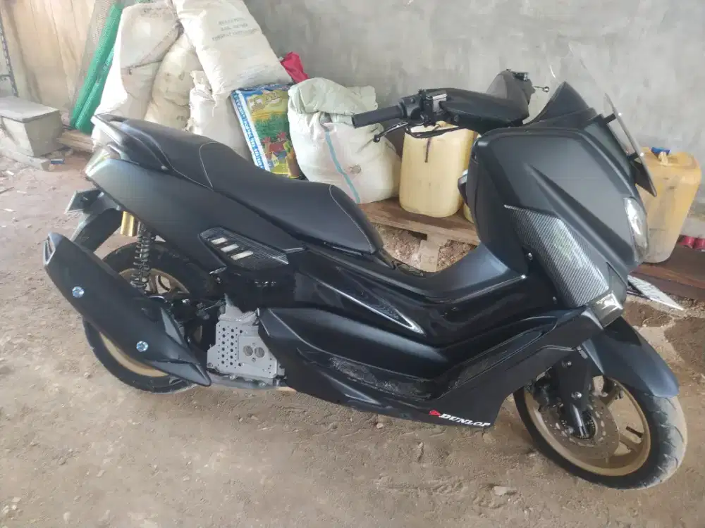 Di jual nmax old 2019,plat smpai tahun 2030