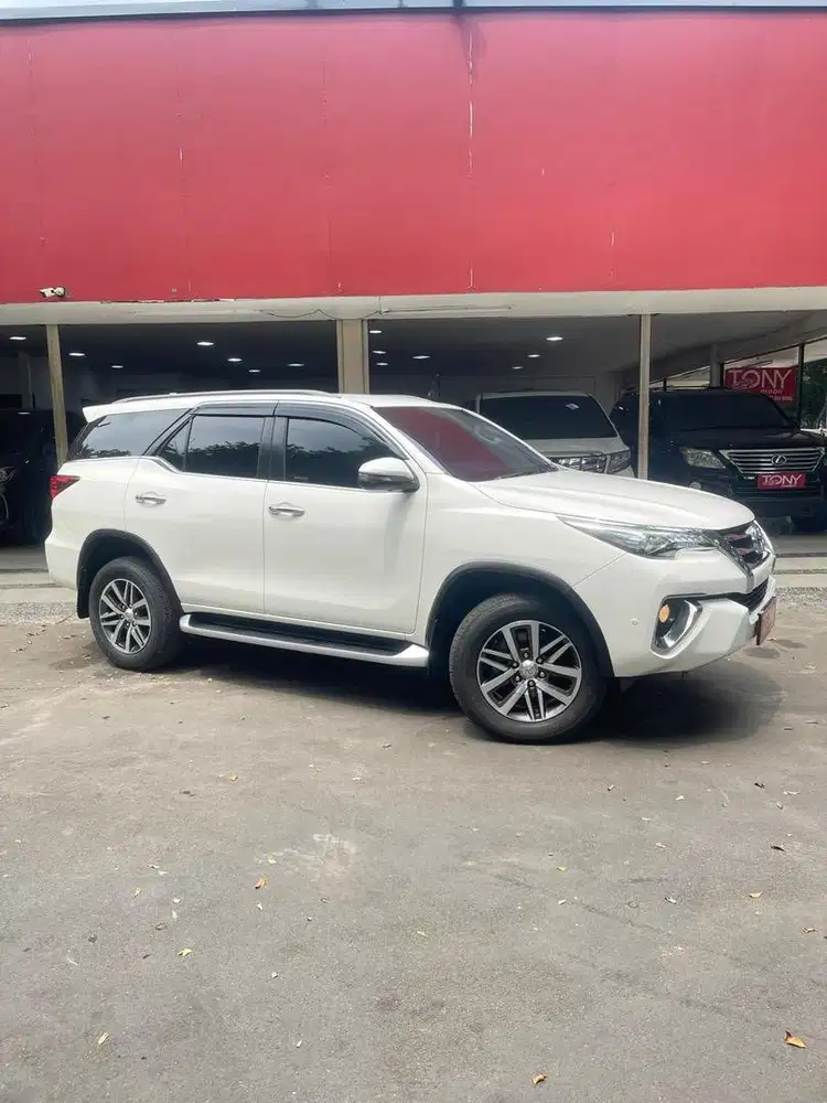 #Tony Mobil# Toyota Fortuner SRZ Bensin AT 2019 Putih