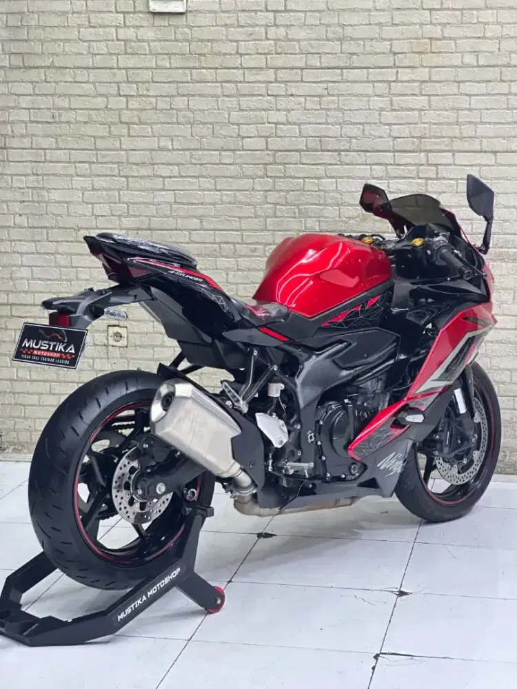 ODO 4RB‼️Kawasaki ZX 25R ABS QS 2023 Candy Red Favorit