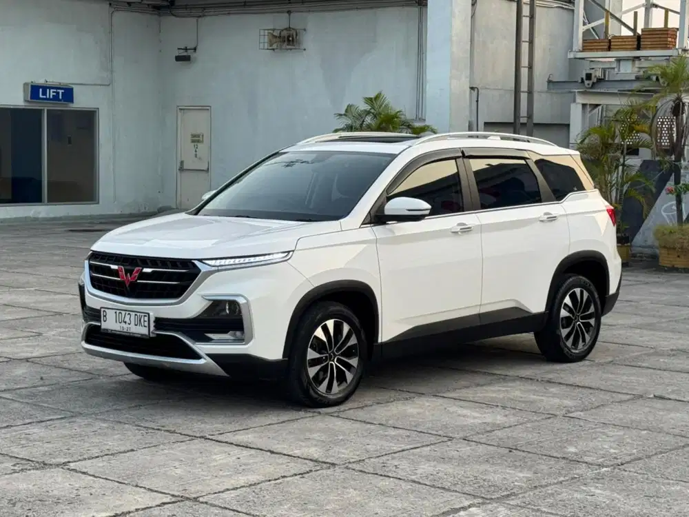 Low KM Wuling Almaz Exclusive Sunroof AT Matic 2022 / 2023 Plat Ganjil